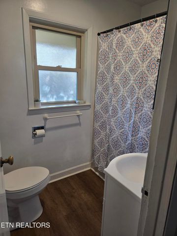 520 Upper Broad St, Newport, TN 37821