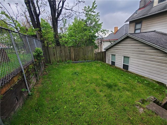 99 Southern Ave, Mt Washington, PA 15211