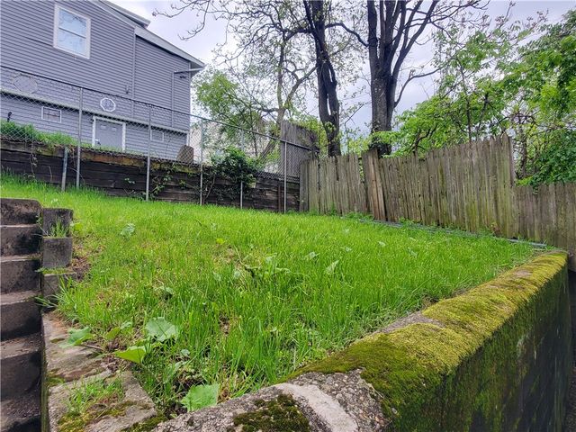99 Southern Ave, Mt Washington, PA 15211