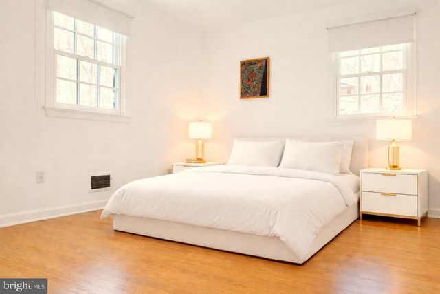 32 CHERRYVILLE HOLLOW RD, Flemington, NJ 08822