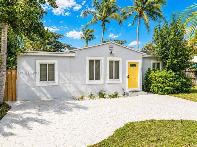 491 NW 108th Ter, Miami, FL 33168