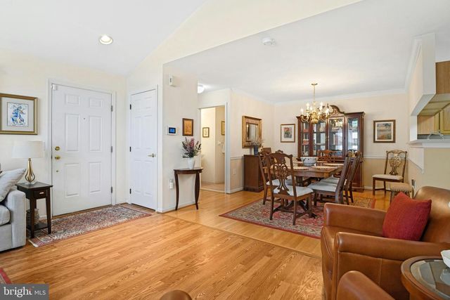 214 POINT CT, Lawrenceville, NJ 08648