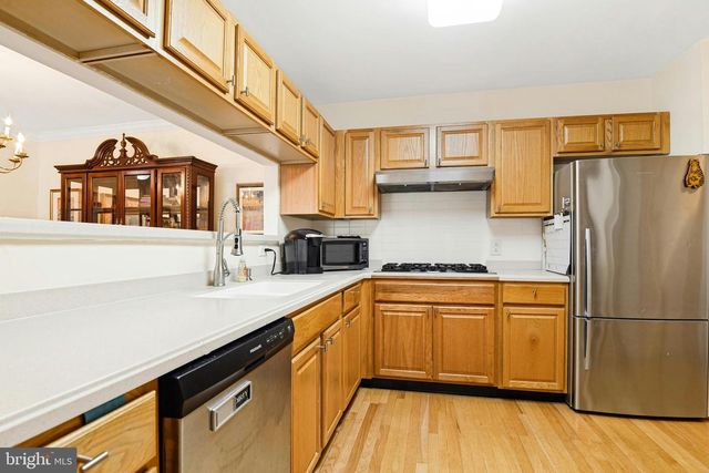 214 POINT CT, Lawrenceville, NJ 08648