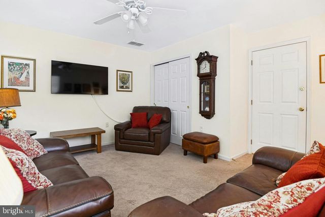 214 POINT CT, Lawrenceville, NJ 08648