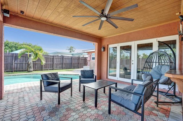 7671 NW 15th Court, Pembroke Pines, FL 33024