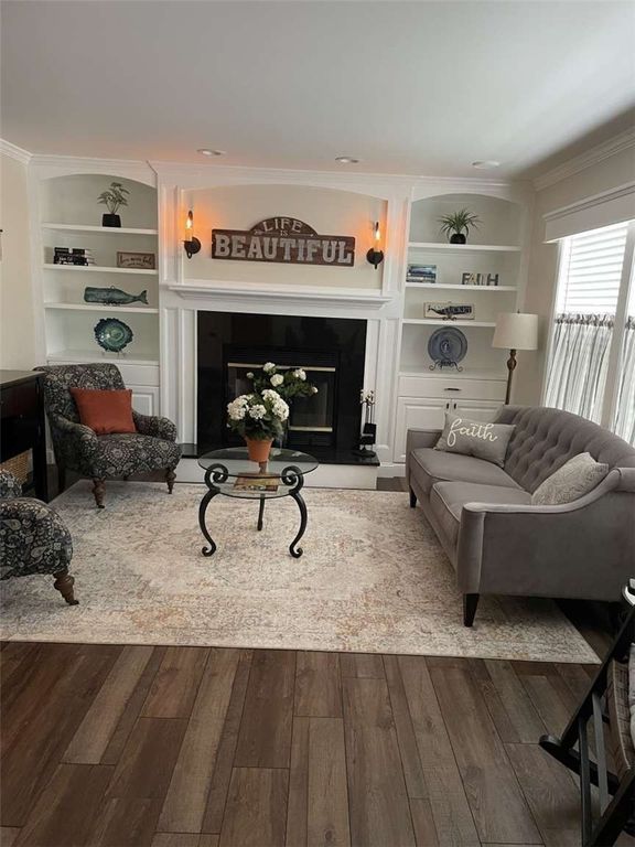 26 Blue Jay Street, Tiverton, RI 02878