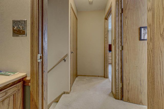 1390 TIMOTHY TRAIL, Oshkosh, WI 54904