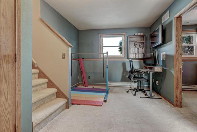 1390 TIMOTHY TRAIL, Oshkosh, WI 54904