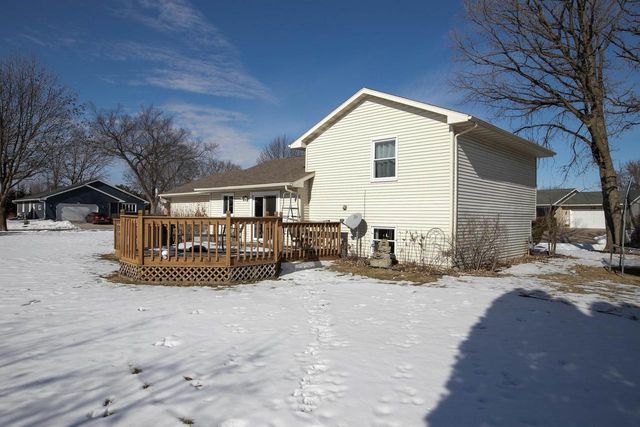 1390 TIMOTHY TRAIL, Oshkosh, WI 54904