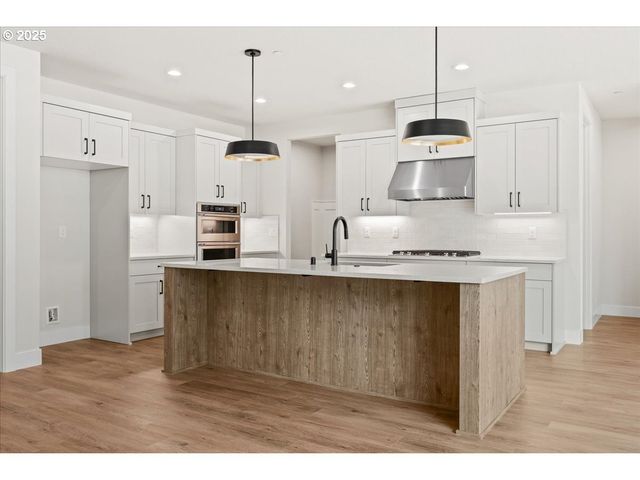 16713 Ne 38TH Ave, Vancouver, WA 98686