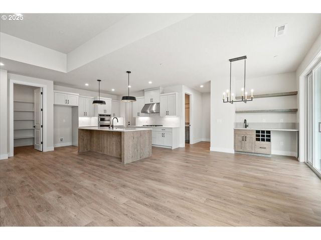 16713 Ne 38TH Ave, Vancouver, WA 98686