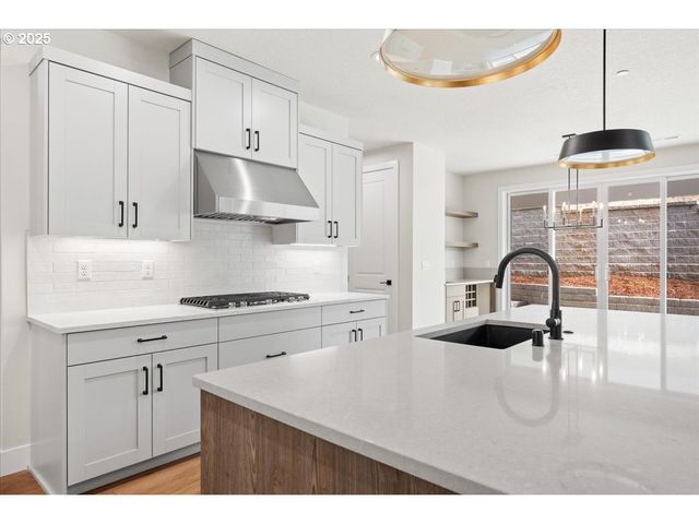 16713 Ne 38TH Ave, Vancouver, WA 98686