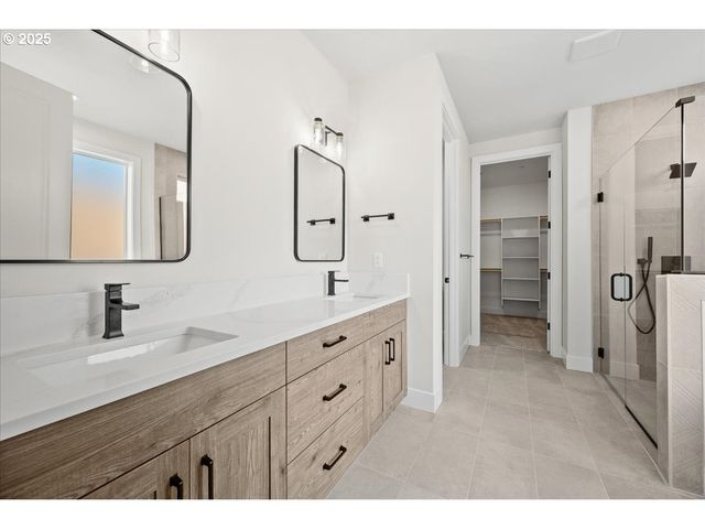 16713 Ne 38TH Ave, Vancouver, WA 98686