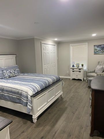 490 Waverly Rd., Pawleys Island, SC 29585