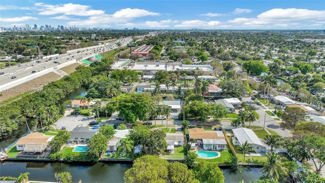 3043 Hayes Street, Hollywood, FL 33021