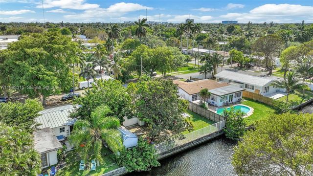 3043 Hayes Street, Hollywood, FL 33021