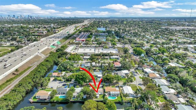 3043 Hayes Street, Hollywood, FL 33021