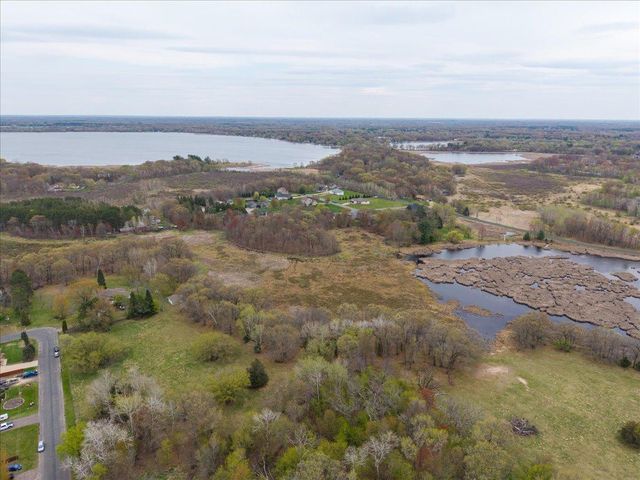 1803x Zumbrota St NE, Ham Lake, MN 55304