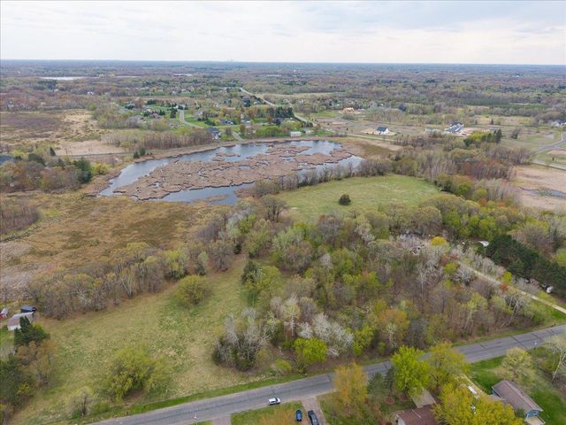1803x Zumbrota St NE, Ham Lake, MN 55304