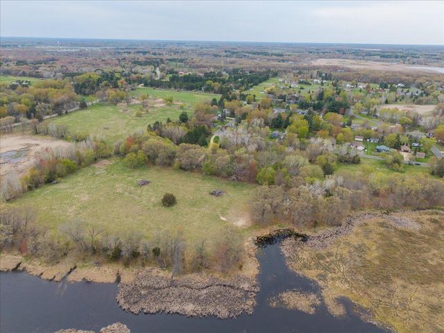 1803x Zumbrota St NE, Ham Lake, MN 55304