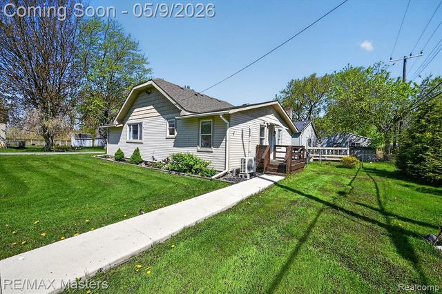 4318 Avenue F, Newport, MI 48166