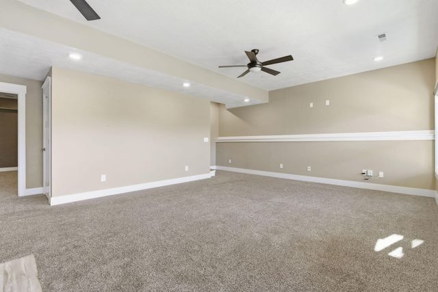 727 S Hickory Drive, Springfield, MO 65809