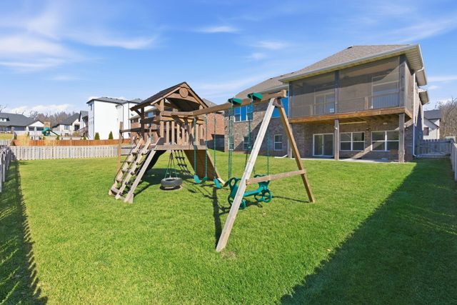 727 S Hickory Drive, Springfield, MO 65809