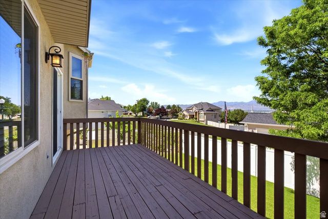 11566 S SUNBURN LN, Sandy, UT 84094