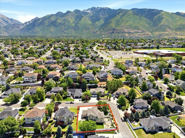 11566 S SUNBURN LN, Sandy, UT 84094