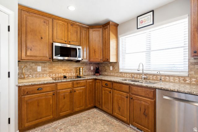 11566 S SUNBURN LN, Sandy, UT 84094