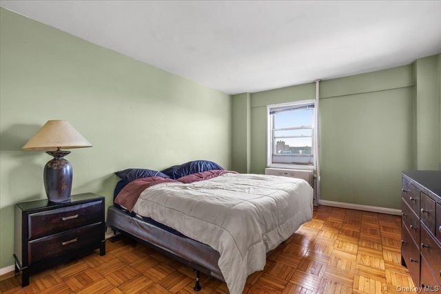6 Fordham Hill Oval 12h, Bronx, NY 10468