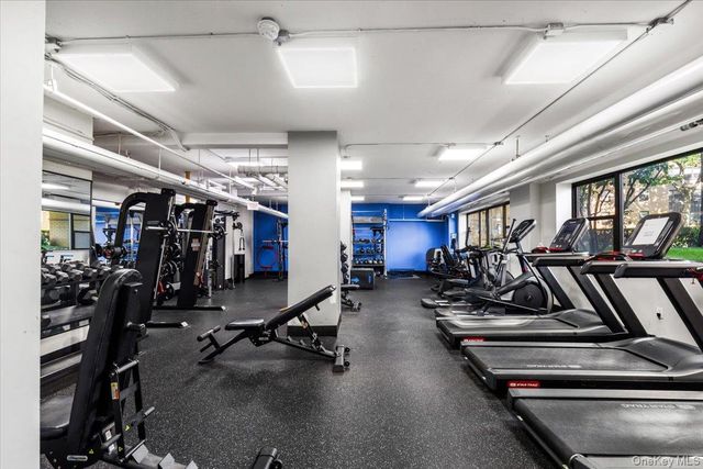 6 Fordham Hill Oval 12h, Bronx, NY 10468