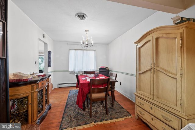 2055 JOHNSTON DR, Bethlehem, PA 18017