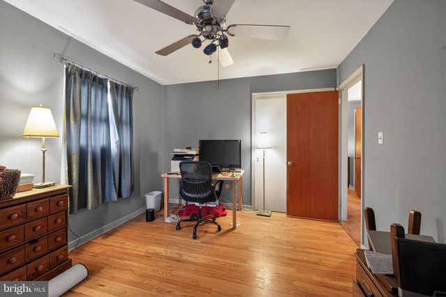 2055 JOHNSTON DR, Bethlehem, PA 18017