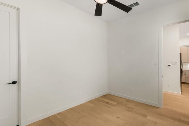 3204 Overcup Oak DR B, Austin, TX 78704