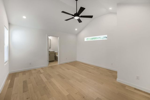 3204 Overcup Oak DR B, Austin, TX 78704