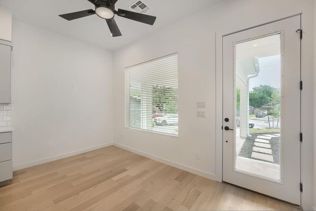 3204 Overcup Oak DR B, Austin, TX 78704