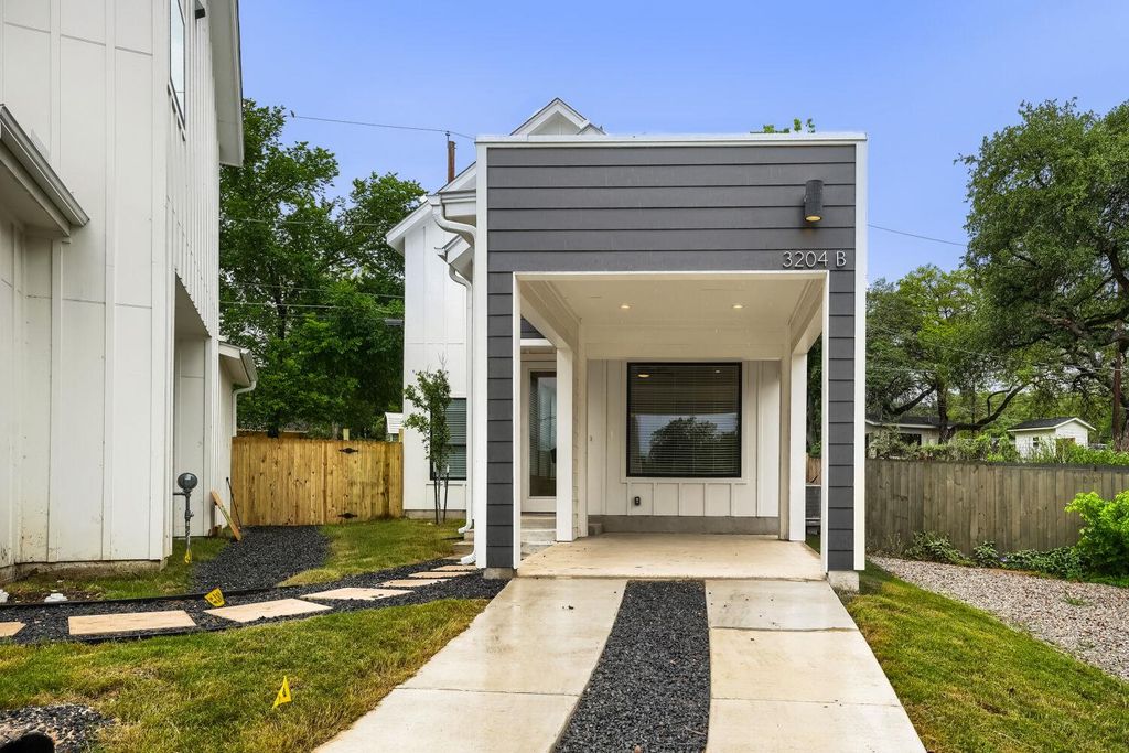3204 Overcup Oak DR B, Austin, TX 78704