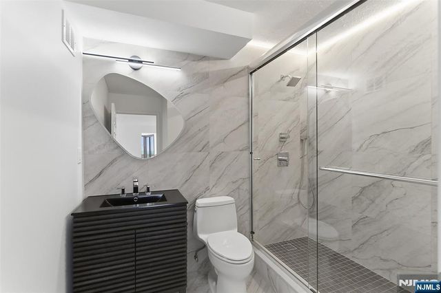 326 Prospect Avenue 12A, Hackensack, NJ 07601