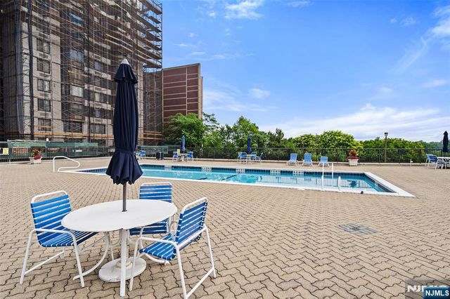 326 Prospect Avenue 12A, Hackensack, NJ 07601