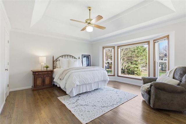 11915 Grandview Street, Overland Park, KS 66213