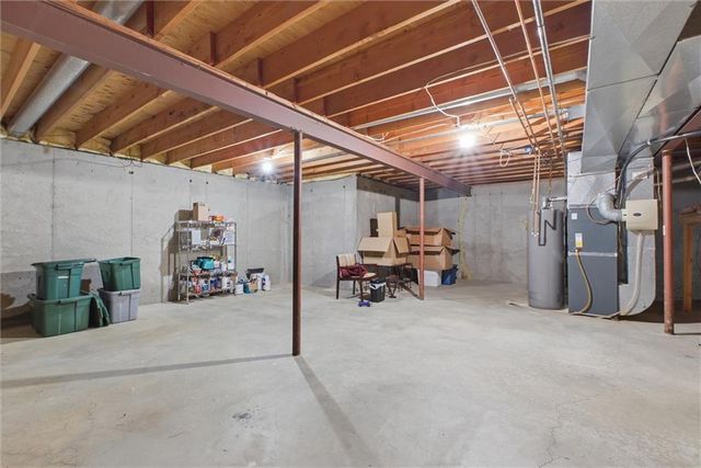 11915 Grandview Street, Overland Park, KS 66213