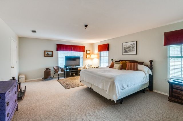 325 County Road 2715, Mineola, TX 75773