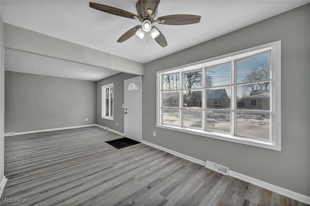 10293 Greenview Drive, Columbia Station, OH 44028