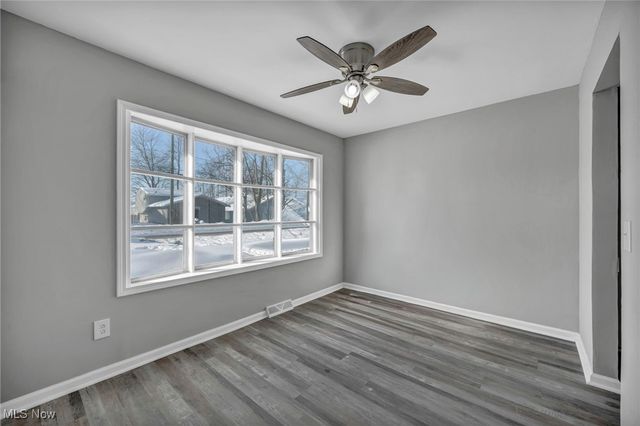 10293 Greenview Drive, Columbia Station, OH 44028