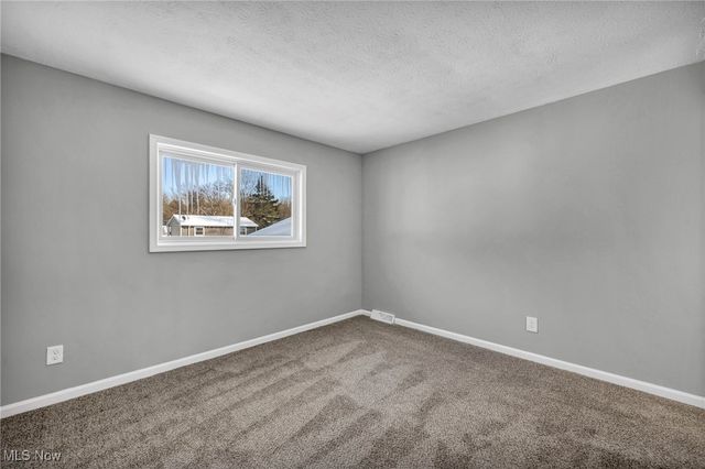 10293 Greenview Drive, Columbia Station, OH 44028