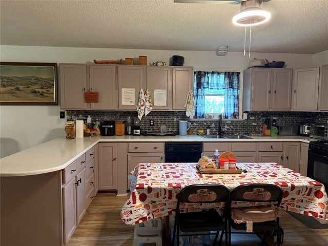 276 CR 3201, Jacksonville, TX 75766