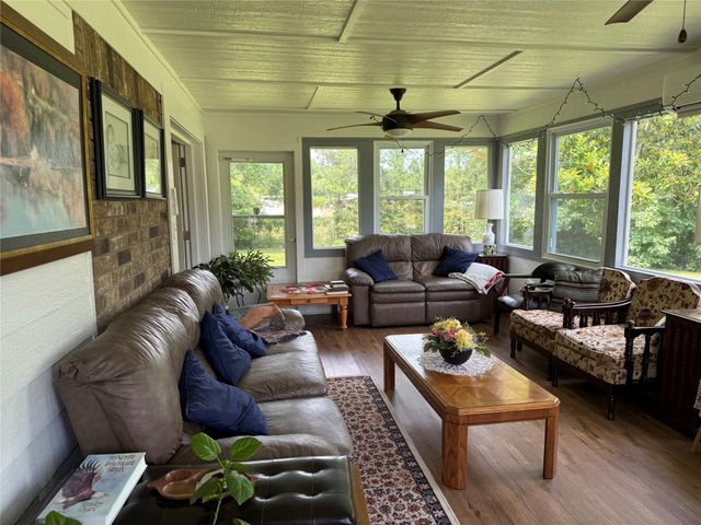 276 CR 3201, Jacksonville, TX 75766