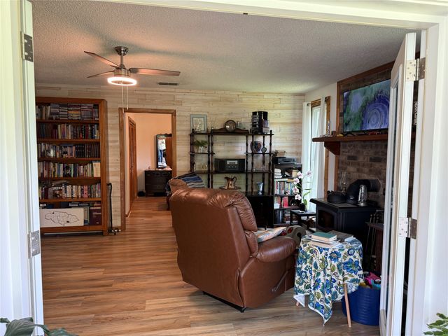 276 CR 3201, Jacksonville, TX 75766
