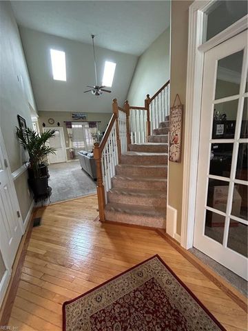 109 Sheldon CT, Yorktown, VA 23693